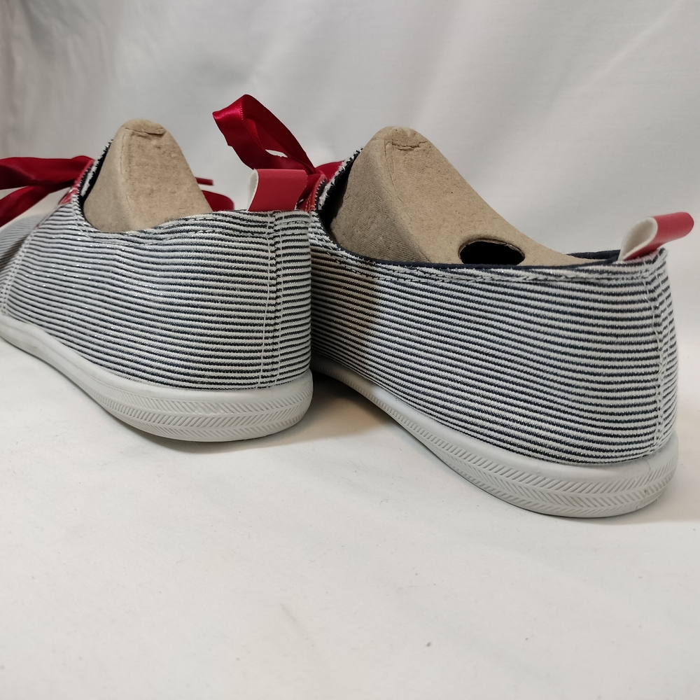dELiA*s Women's Striped‎ Sneakers with Red Accents - Picture 6 of 7